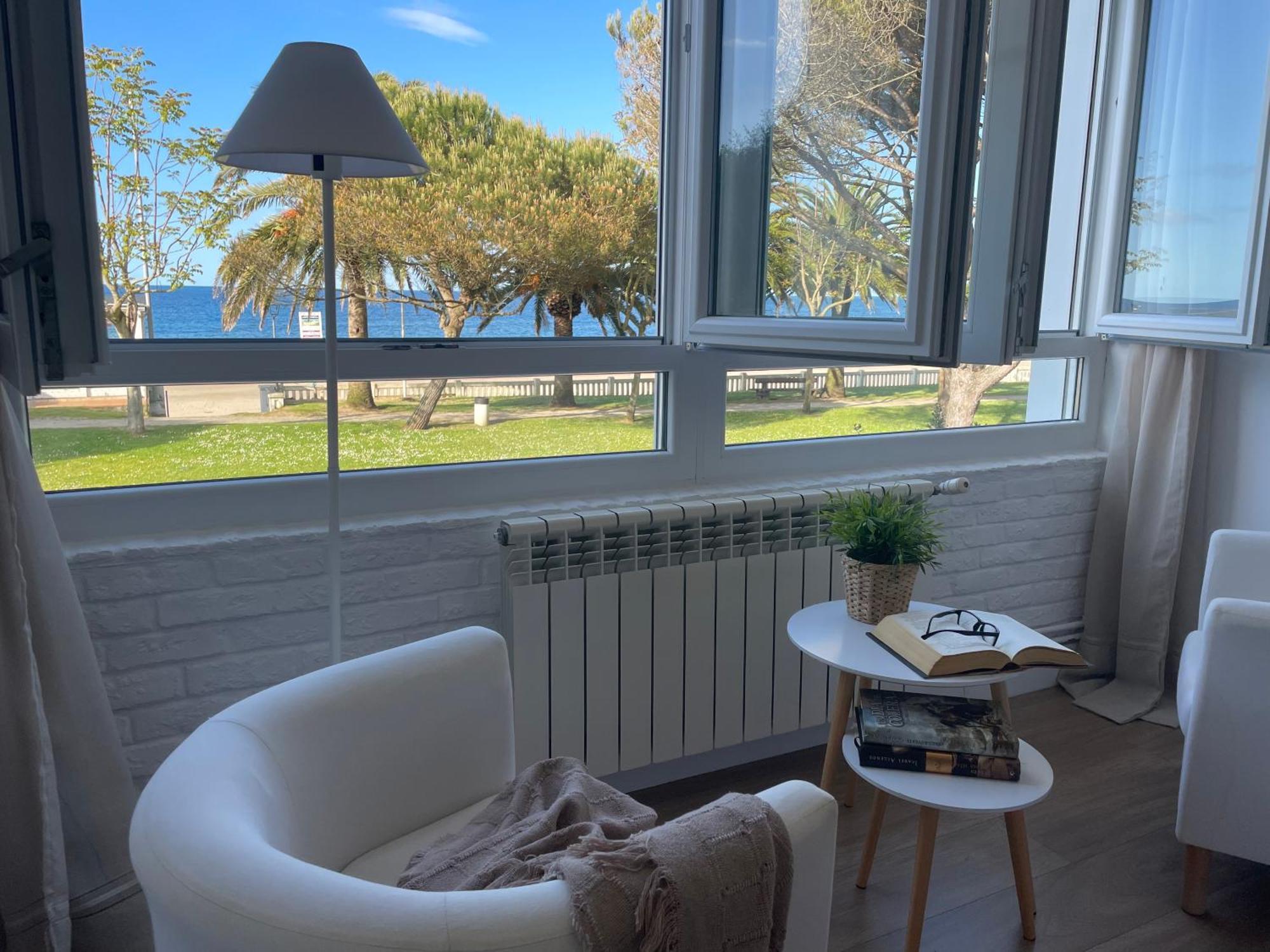 Apartamento Comillas Beach Buitenkant foto